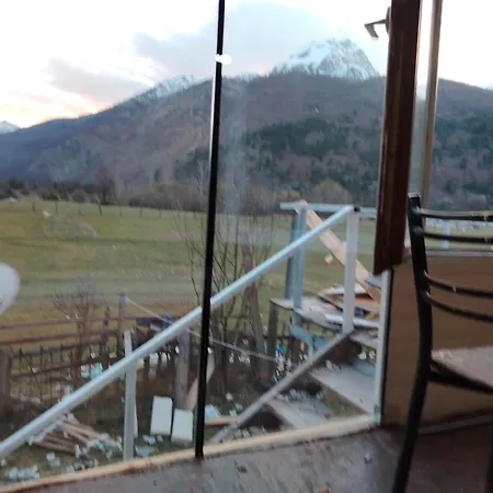 Artani Selimi Camping Valbone